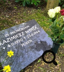 Gedenkstein Kazimierz Wyata